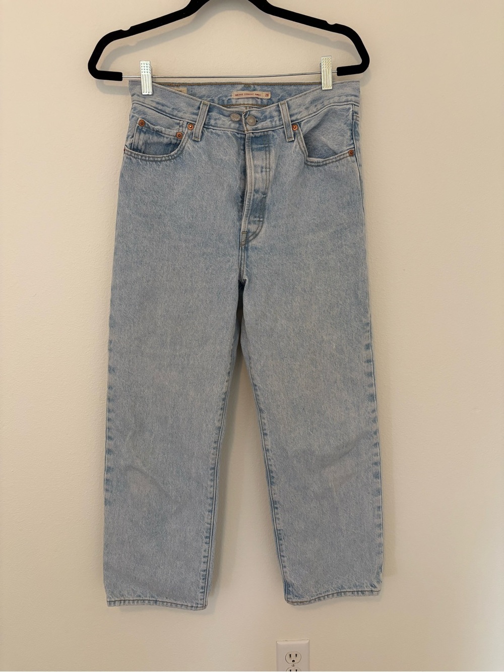 Levi’s Premium Ribcage Straight Ankle Women’s Light Wash Cotton Jeans 28